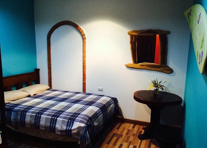 Auberge de jeunesse Coral Reef Surf And Camp Tamarindo