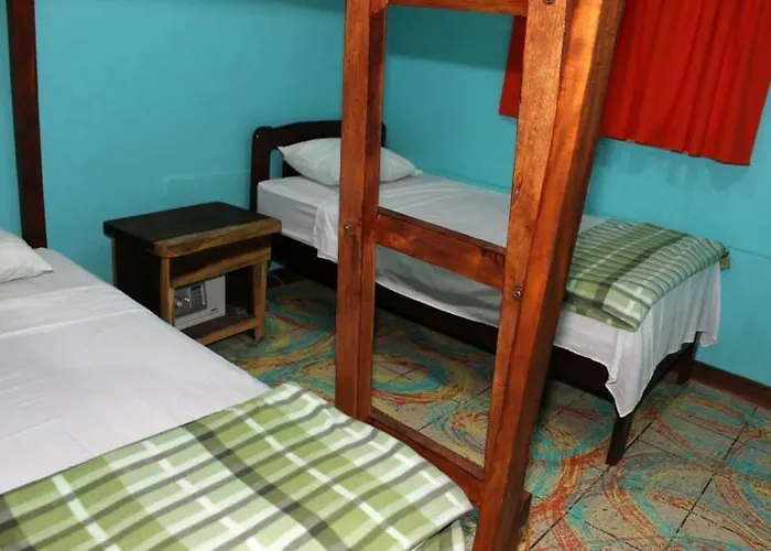 Coral Reef Surf And Camp * Tamarindo